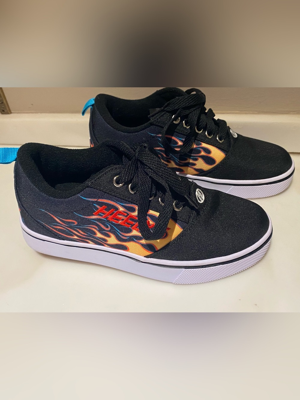 HEELYS Pro 20 Prints Wheeled-heel Sneakers, Size 3Y